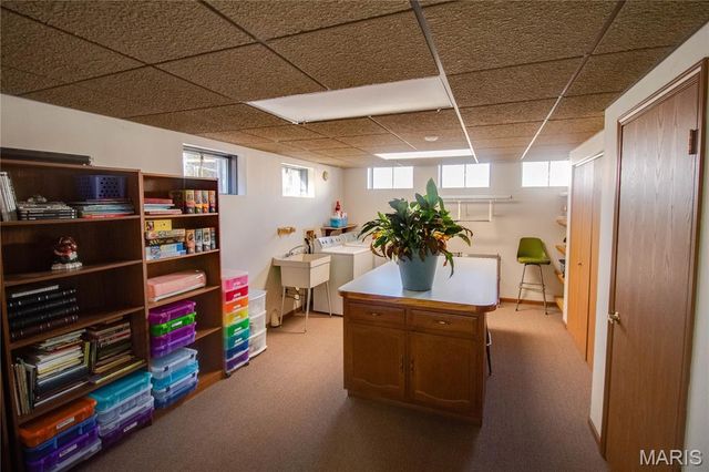 3933 Arbre Lane, Florissant, MO 63034