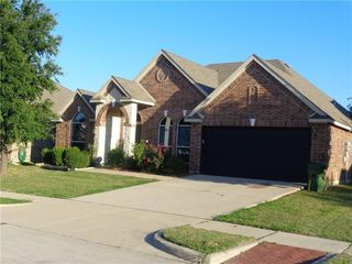 7911 Decoy Drive, Arlington, TX 76002