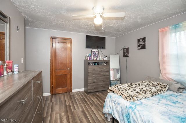 12214 Bennington Avenue, Cleveland, OH 44135