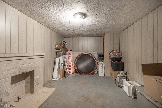 12214 Bennington Avenue, Cleveland, OH 44135