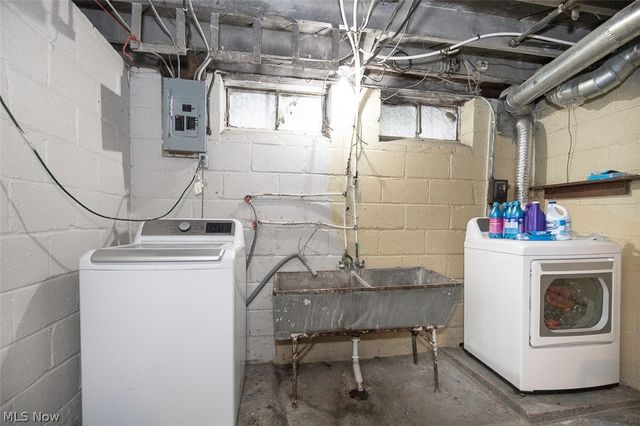 12214 Bennington Avenue, Cleveland, OH 44135