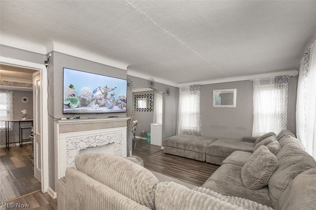 12214 Bennington Avenue, Cleveland, OH 44135