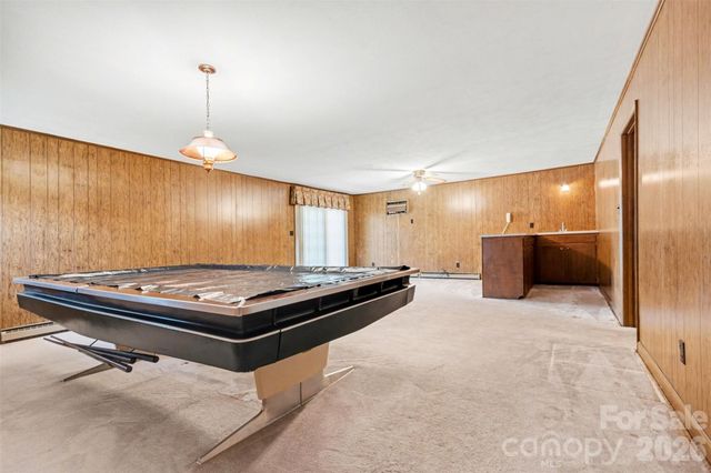 201 N Pine Street, Lowell, NC 28098