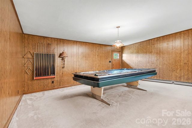 201 N Pine Street, Lowell, NC 28098