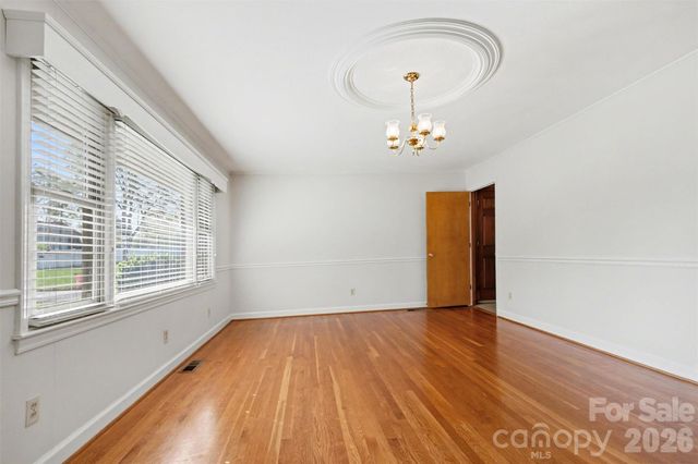 201 N Pine Street, Lowell, NC 28098