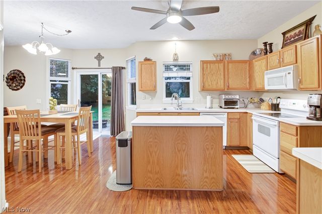 24528 Scott Boulevard, Olmsted Falls, OH 44138