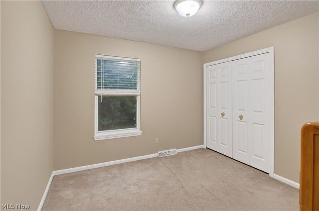 24528 Scott Boulevard, Olmsted Falls, OH 44138
