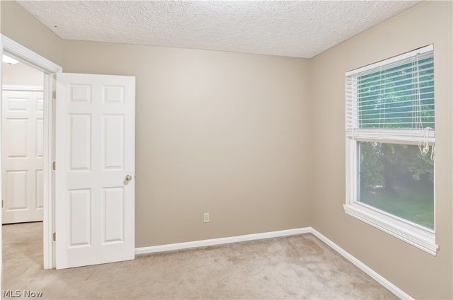 24528 Scott Boulevard, Olmsted Falls, OH 44138