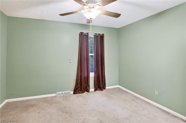 24528 Scott Boulevard, Olmsted Falls, OH 44138