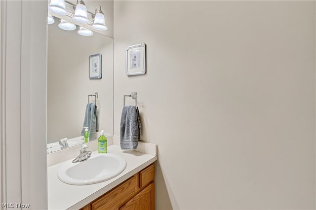24528 Scott Boulevard, Olmsted Falls, OH 44138