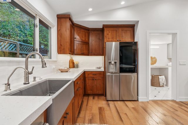 41 Bonita Ct, Walnut Creek, CA 94595