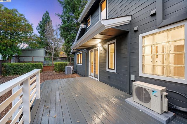 41 Bonita Ct, Walnut Creek, CA 94595