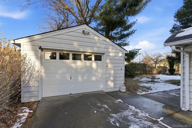 2377 Stewart Avenue, Westbury, NY 11590