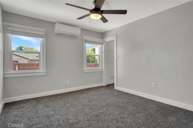 714 E Chapman Avenue, Fullerton, CA 92831
