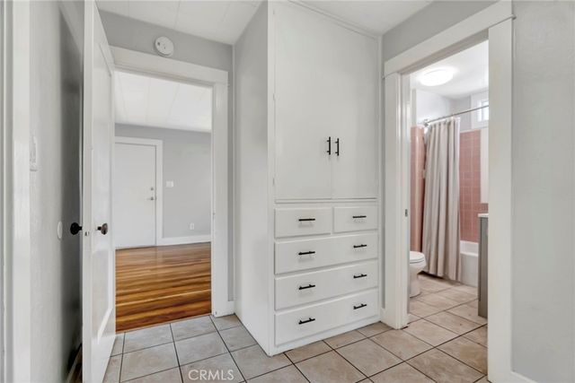 714 E Chapman Avenue, Fullerton, CA 92831