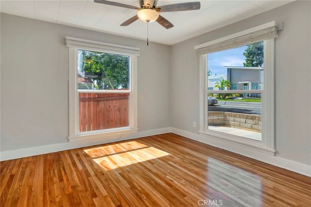 714 E Chapman Avenue, Fullerton, CA 92831