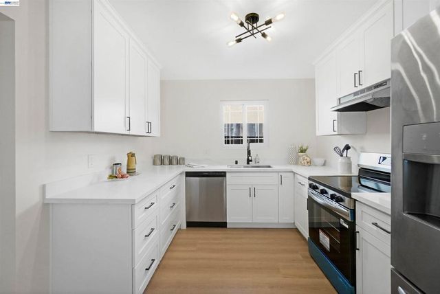 6241 Cotton Ave, Newark, CA 94560