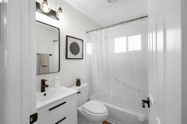 6241 Cotton Ave, Newark, CA 94560