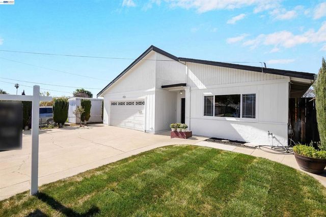 6241 Cotton Ave, Newark, CA 94560