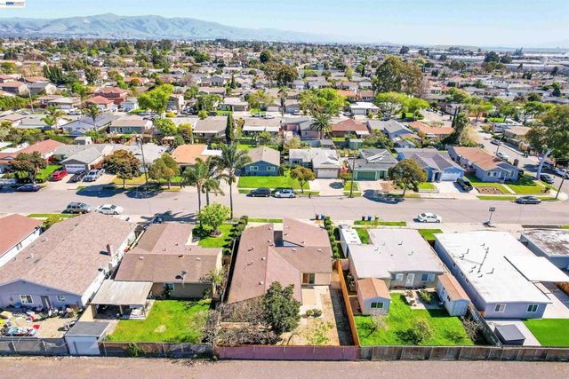 6241 Cotton Ave, Newark, CA 94560