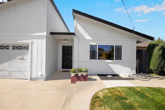 6241 Cotton Ave, Newark, CA 94560