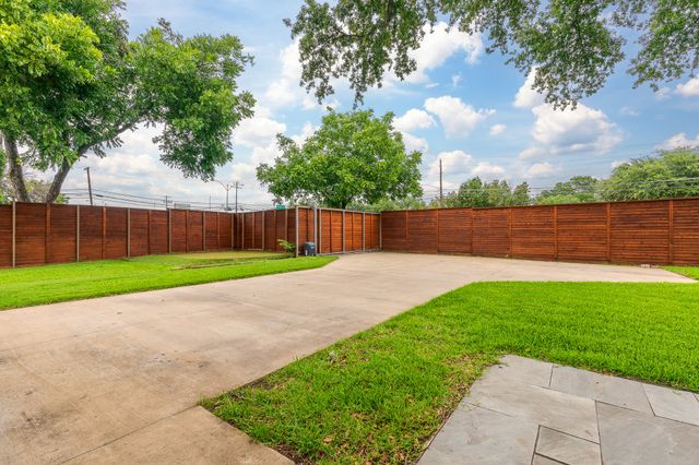 3672 Midpines Drive, Dallas, TX 75229