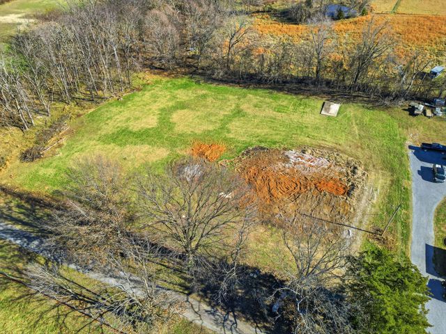 5220 Jones Chapel Rd, Cedar Hill, TN 37032