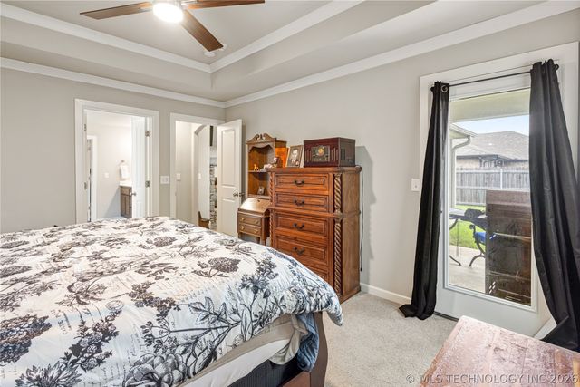 5109 S Walnut Creek Drive, Sand Springs, OK 74063
