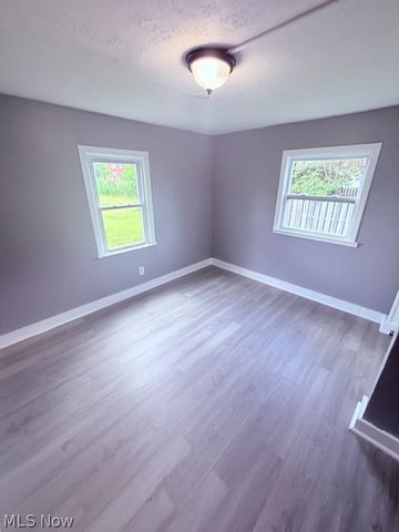 21880 Louis Road, Bedford Heights, OH 44146