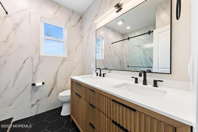 38 Navesink Avenue, North Middletown, NJ 07748