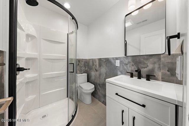 38 Navesink Avenue, North Middletown, NJ 07748