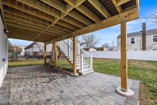 38 Navesink Avenue, North Middletown, NJ 07748