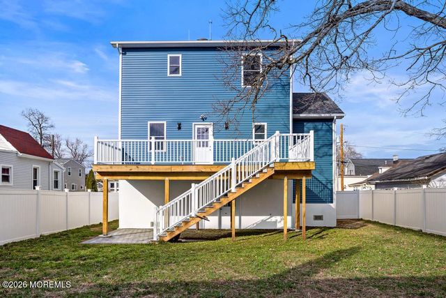 38 Navesink Avenue, North Middletown, NJ 07748