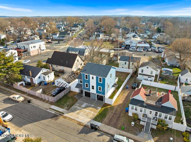 38 Navesink Avenue, North Middletown, NJ 07748