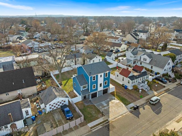 38 Navesink Avenue, North Middletown, NJ 07748