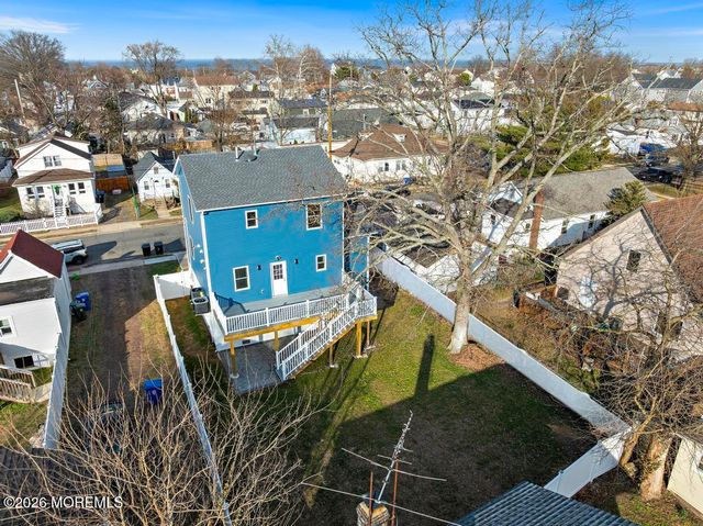 38 Navesink Avenue, North Middletown, NJ 07748