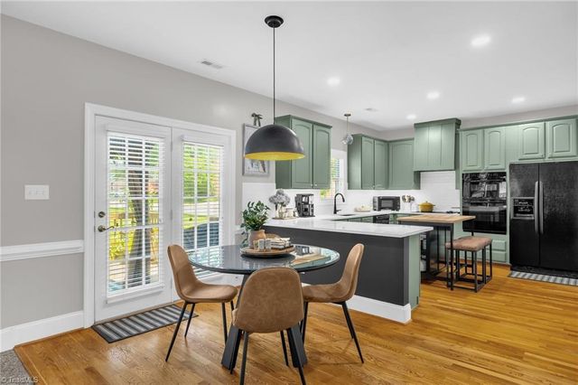 217 Oakmont Park Court, Kernersville, NC 27284