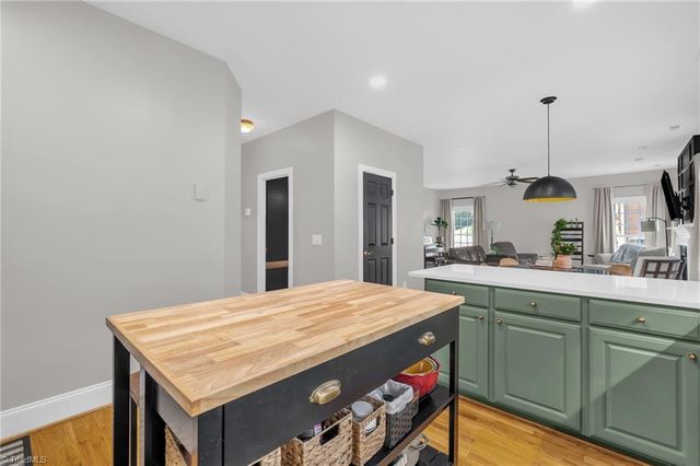 217 Oakmont Park Court, Kernersville, NC 27284