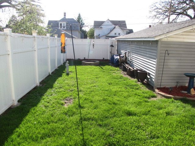 1714 25th Street, Rock Island, IL 61201