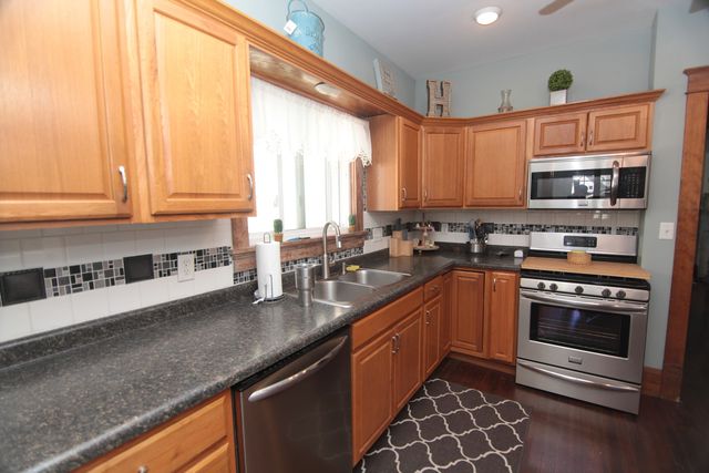 1714 25th Street, Rock Island, IL 61201