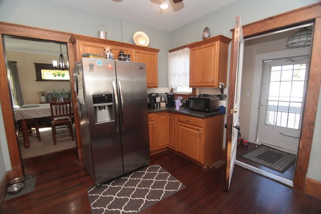 1714 25th Street, Rock Island, IL 61201