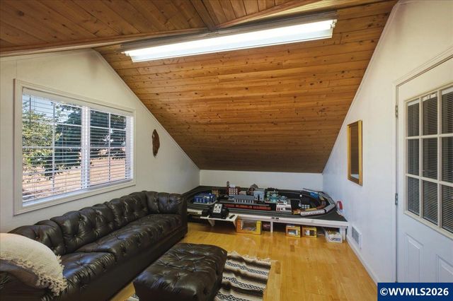 7683 Parker Ln SE, Turner, OR 97392