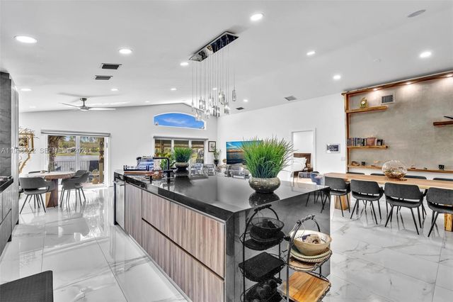 3388 SW 49th Street, Hollywood, FL 33312