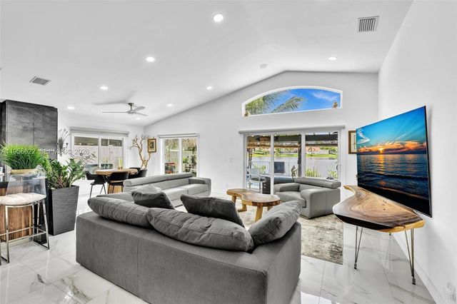 3388 SW 49th Street, Hollywood, FL 33312