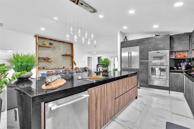 3388 SW 49th Street, Hollywood, FL 33312