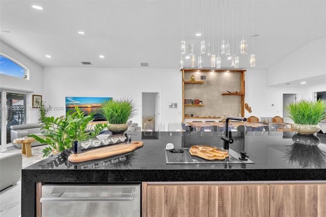 3388 SW 49th Street, Hollywood, FL 33312
