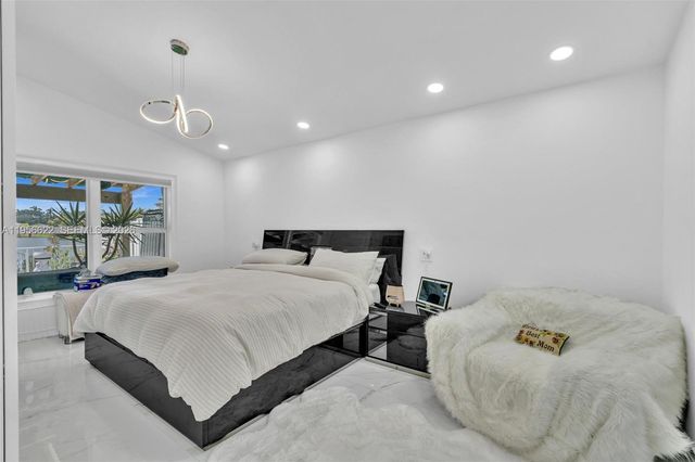 3388 SW 49th Street, Hollywood, FL 33312