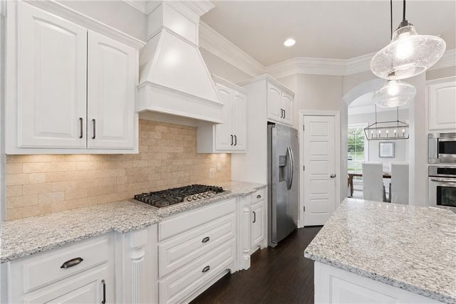 6107 28th Street, Rogers, AR 72758