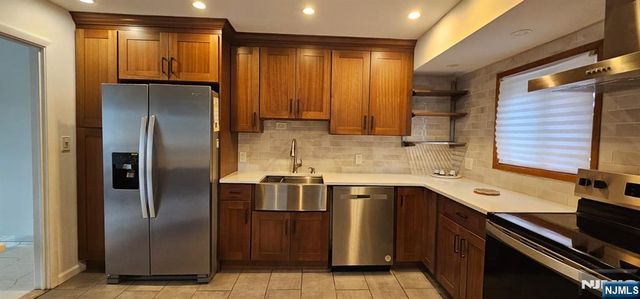 11 Martha Avenue, Clifton, NJ 07011