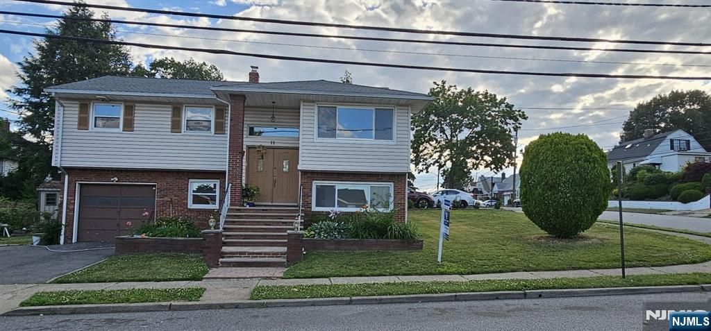 11 Martha Avenue, Clifton, NJ 07011